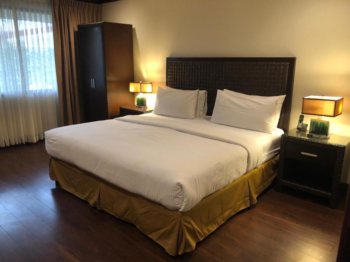 รินคอน เดลแวลเล โฮเต็ล แอนด์ สวีทส์ Hotel ซานโฮเซ ภายนอก รูปภาพ